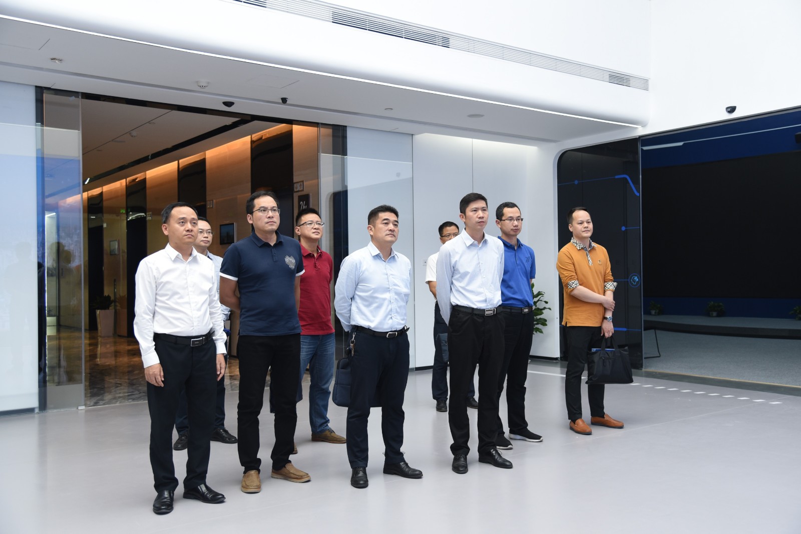 广西水利电力勘测设计研究院院长傅文华一行到访星空体育官网登录平台广西集团